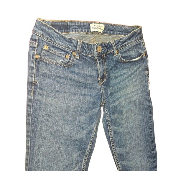 Aeropostale Bayla Dark Wash Embroidered Skinny Jeans 3/4 Regular 28 - Picture 6 of 6